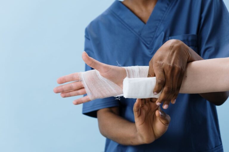 Zink Leim-Verband: Anwendung, Wirkung & Anlegen am Fuß